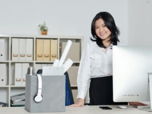 woman-at-her-new-office-desk-2025-01-29-12-20-48-utc.jpg